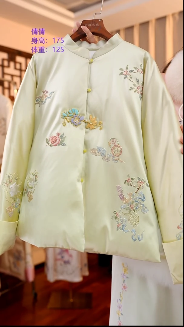 刺绣兔子冬款上衣  非遗苏绣服饰一物一件