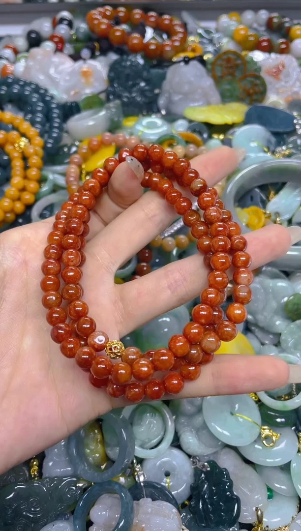 颈饰未镶嵌翡翠6MM/ W /翡翠A货，一件也是批发价