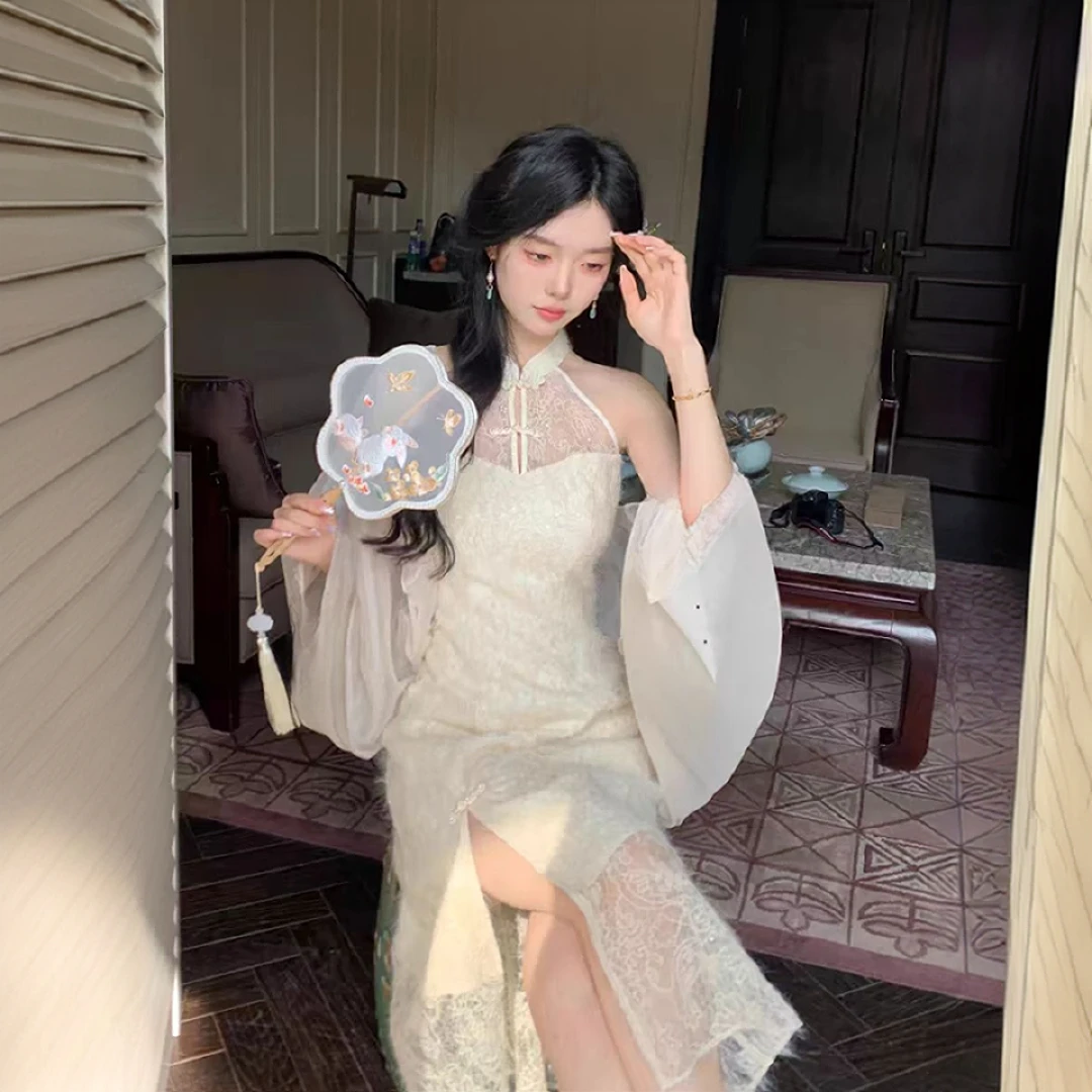 性感改良旗袍新中式连衣裙白色蕾丝挂脖设计高开衩春装