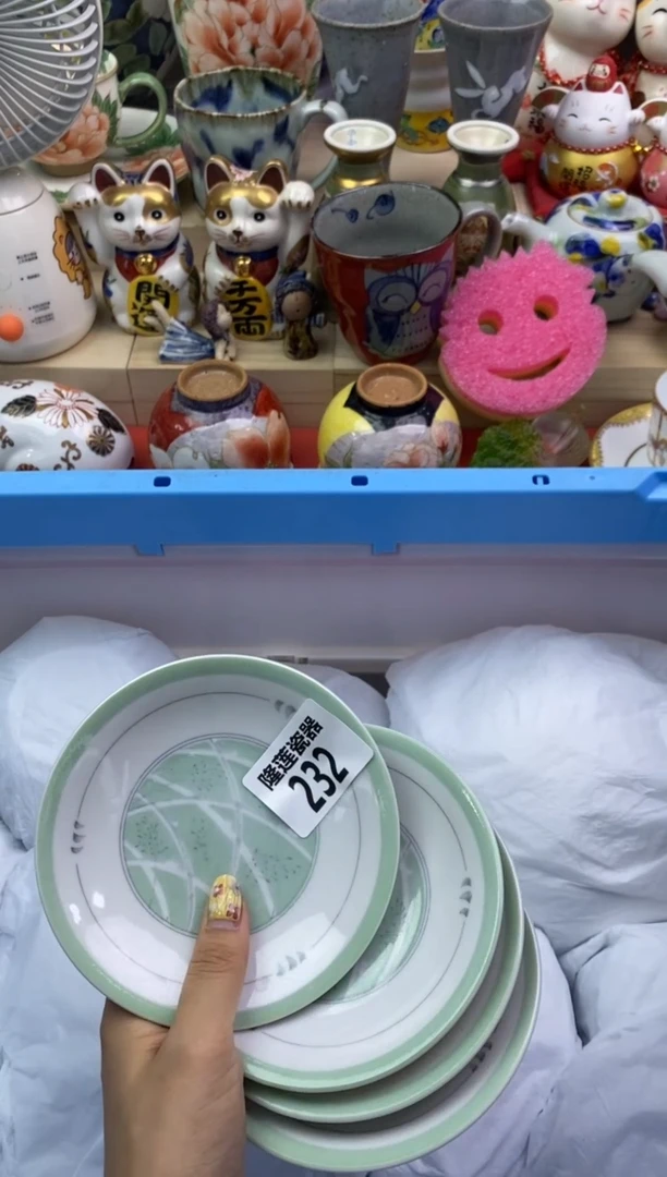 瓷片v**i隆莲瓷器欢迎大家