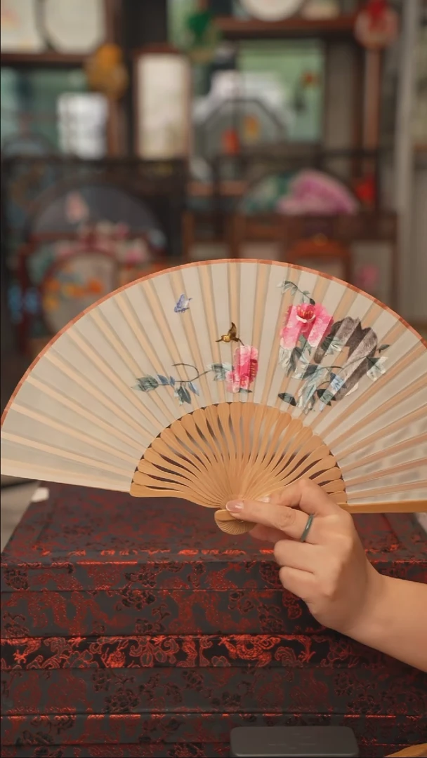 扇子折扇 苏绣绣花吊坠非遗