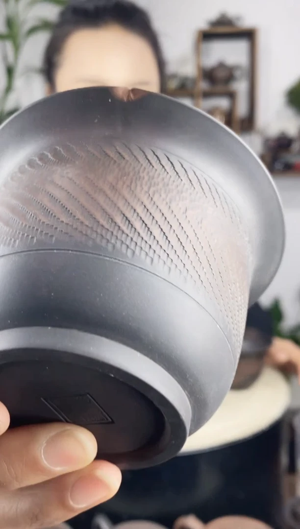 【闪购商品】壶 瑕疵手抓壶《建水紫陶》489