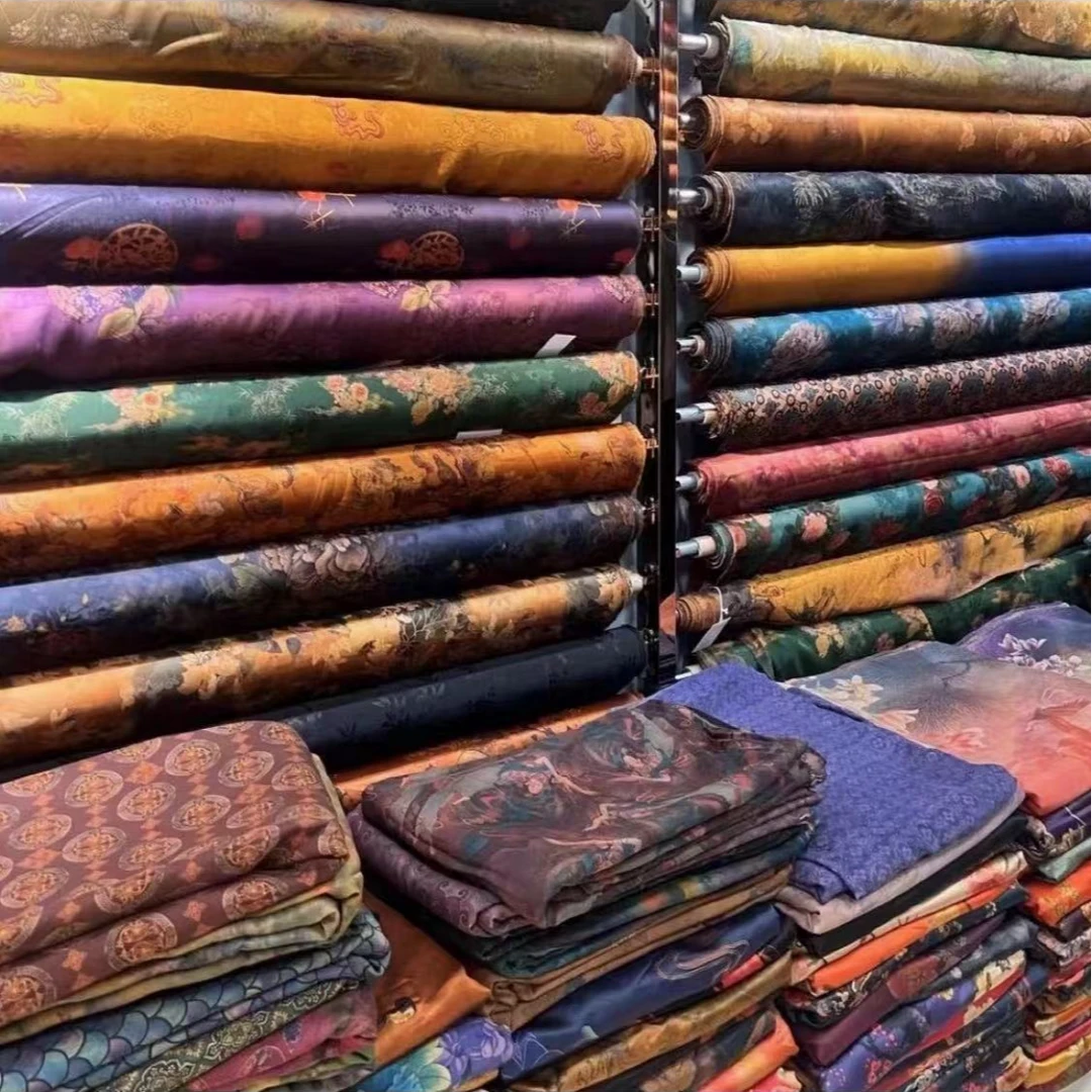 【树莓紫龟】布头时装面料花萝香云纱提花绢纺莨纱重磅顺德莨绸