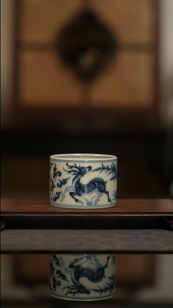 明续幽蓝小鹿纹直口杯