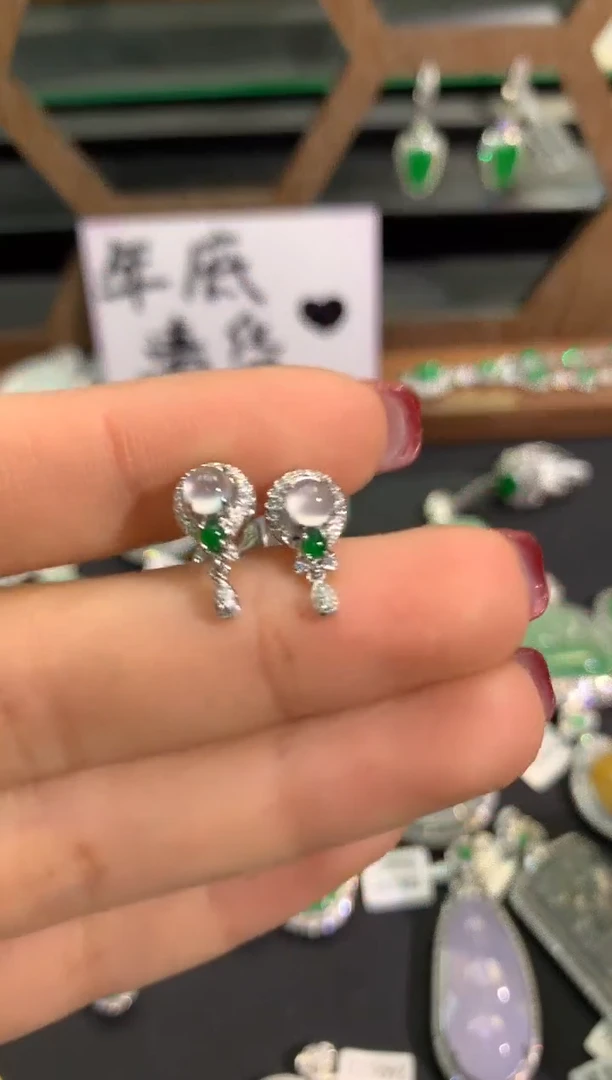 【闪购商品】翡翠吊坠(不含链)18K金镶嵌戒指