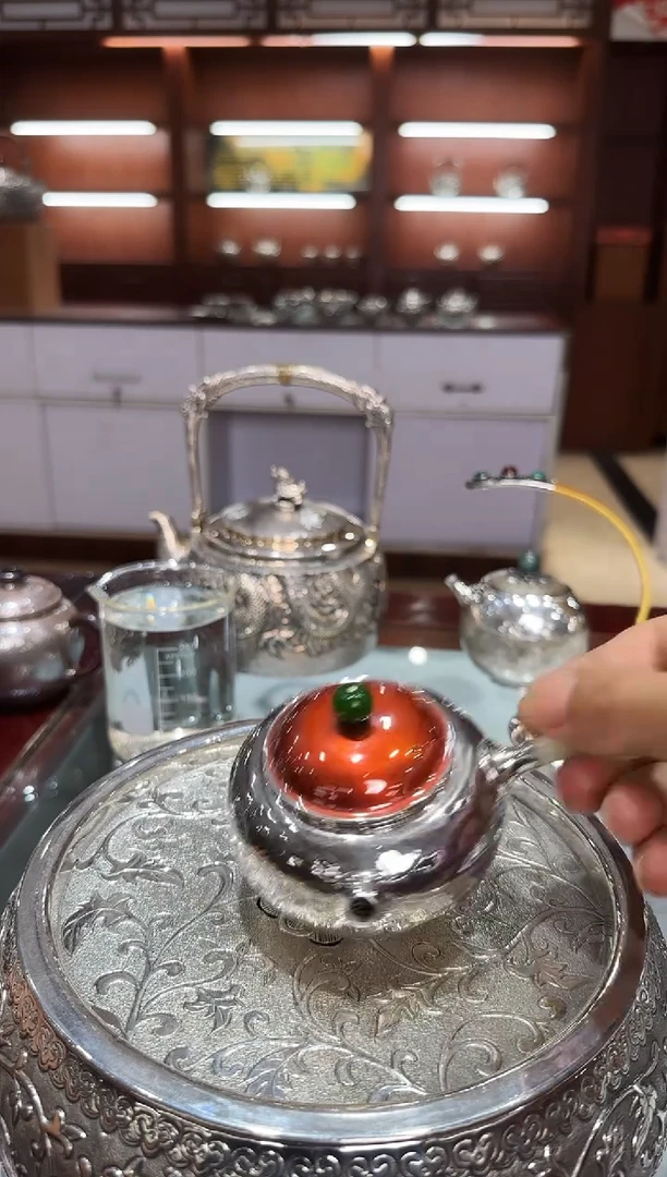 足银999手工精工侧把锤纹铜包银盖子泡茶壶