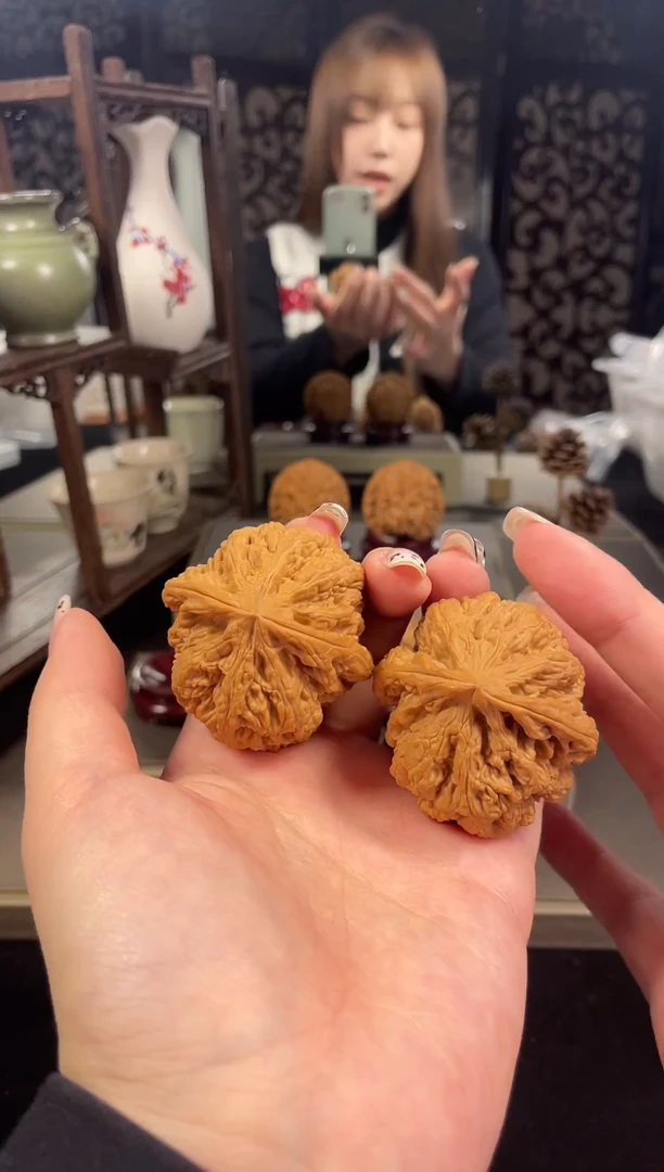 【闪购商品】文玩核桃把件大粗筋46尺-1