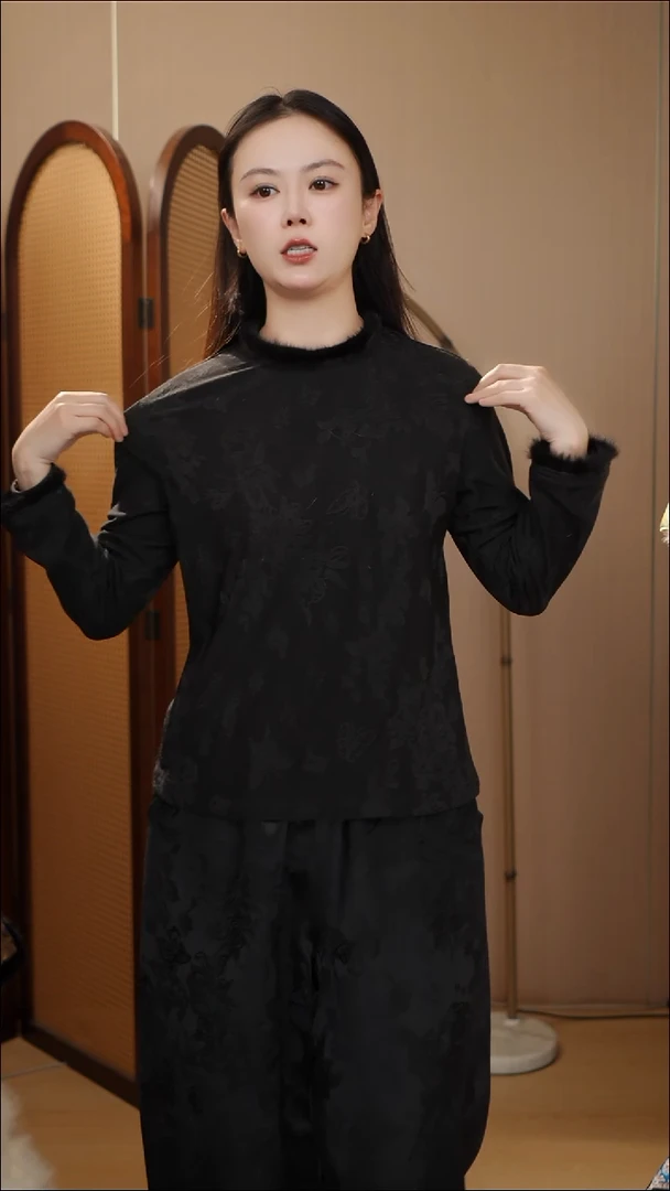 圆领德绒  黑色