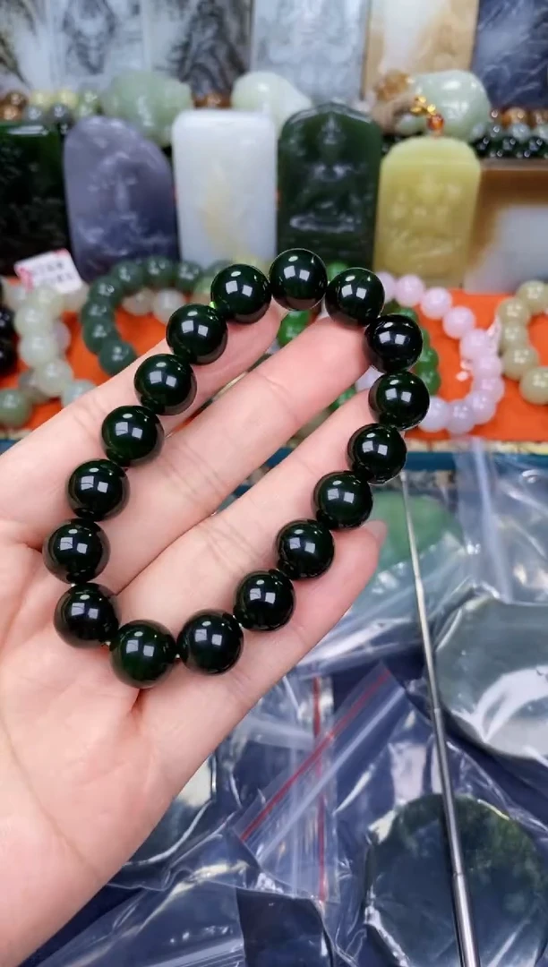 颈饰未镶嵌和田玉和田玉