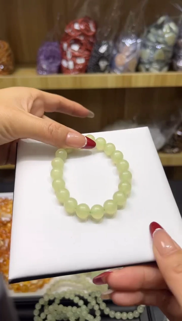 【闪购商品】绿柱石手链未镶嵌10mm绿纹石单圈 默认微瑕介意勿拍