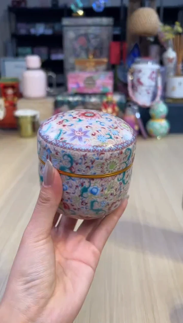 187花开盛世茶叶罐（中）