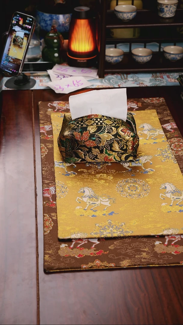 【西阵织璀璨宝相花纸巾套长16宽10高7】