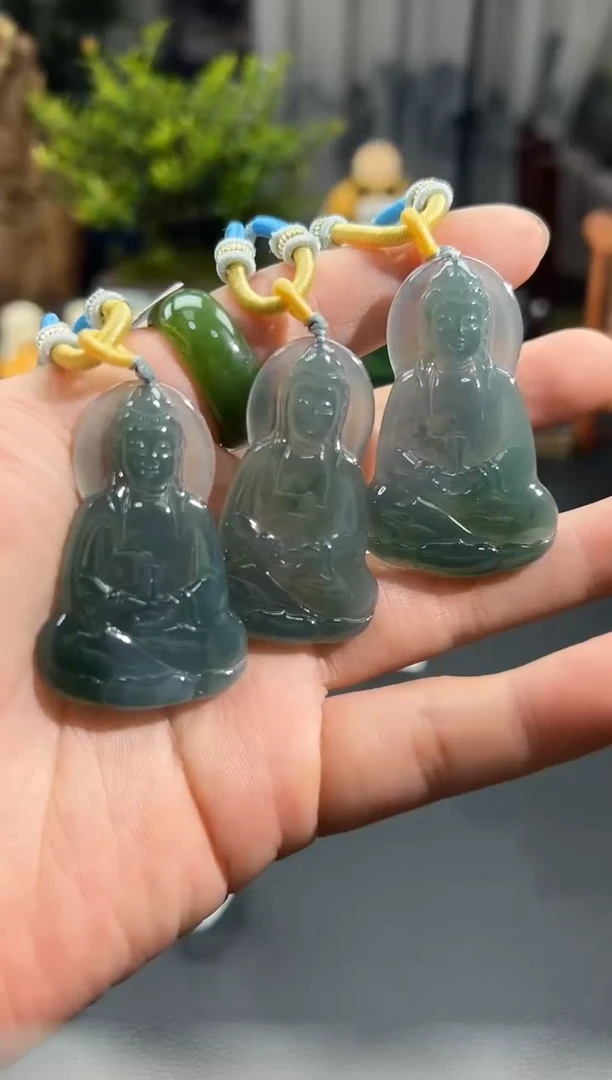 翡翠未镶嵌颈饰 B5107 多样性发其一