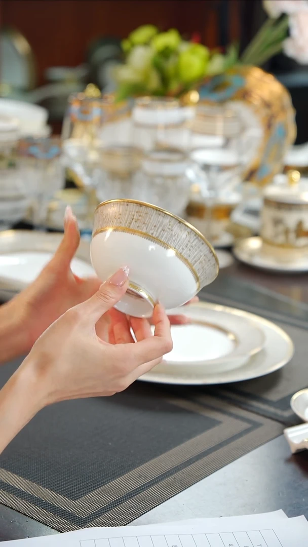 瓷片4.75英寸米饭碗1个