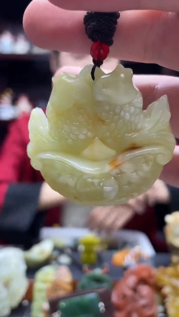 未镶嵌岫玉吊坠·
