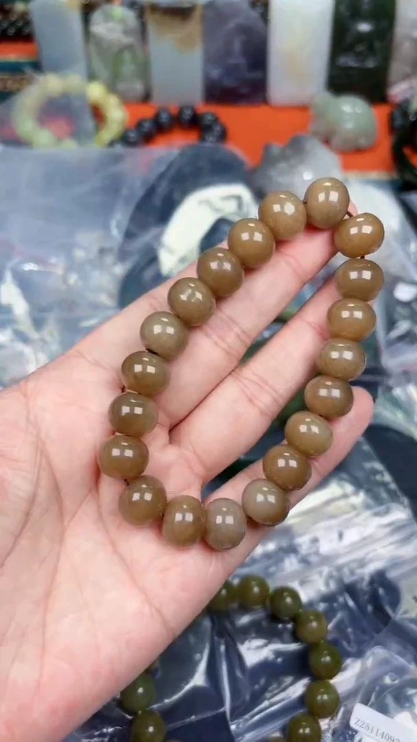 颈饰未镶嵌和田玉和田玉