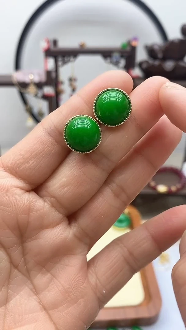 【闪购商品】翡翠耳钉银S925镶嵌翡翠47