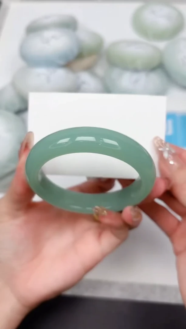 石英质玉手镯未镶嵌82-59.7