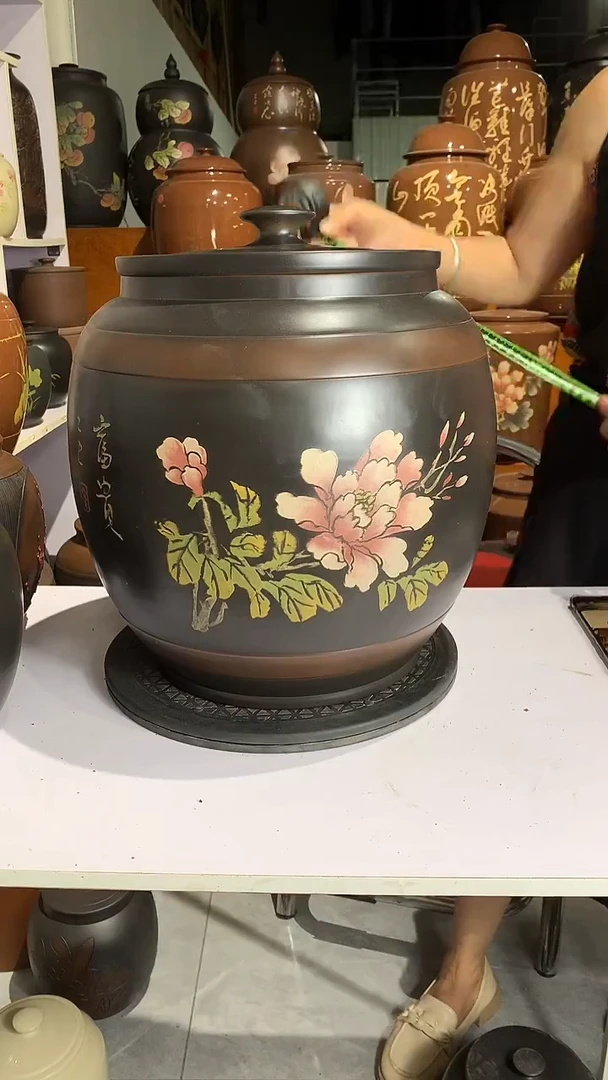 彩填五号茶缸牡丹图