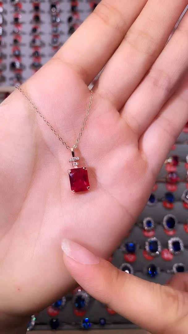 【闪购商品】红宝石吊坠(赠链)银S925镶嵌111111