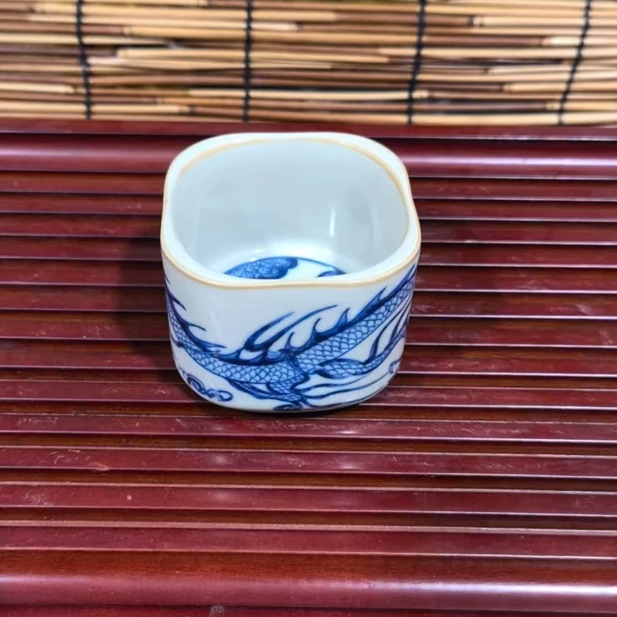 39  古汝天青云龙四方主人杯陶瓷微瑕