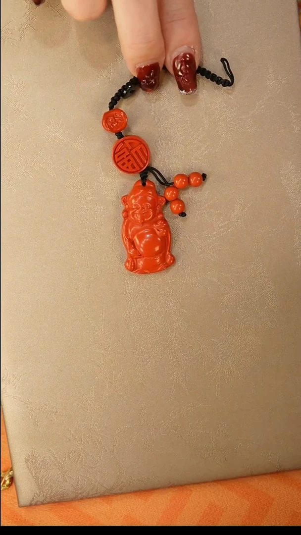 【闪购商品】琥珀颈饰未镶嵌挂件