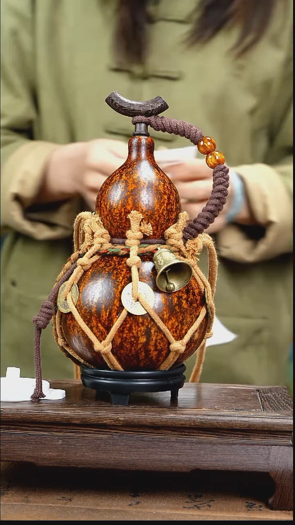 YM061复古网兜款天然酒葫芦（一物一拍）