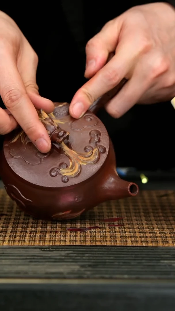 【闪购商品】紫砂茶壶孤102祥龙侧把