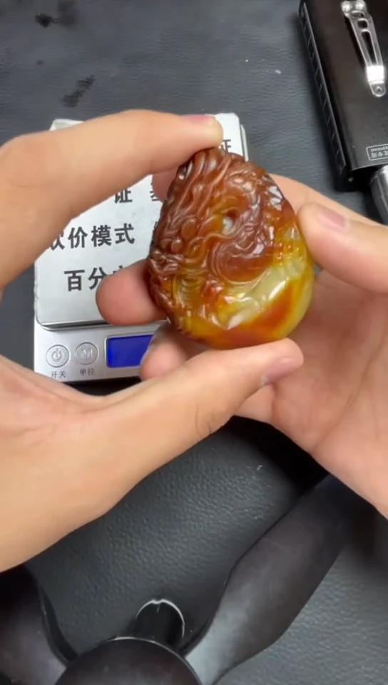 和田玉未镶嵌吊坠(不含链)和田玉5