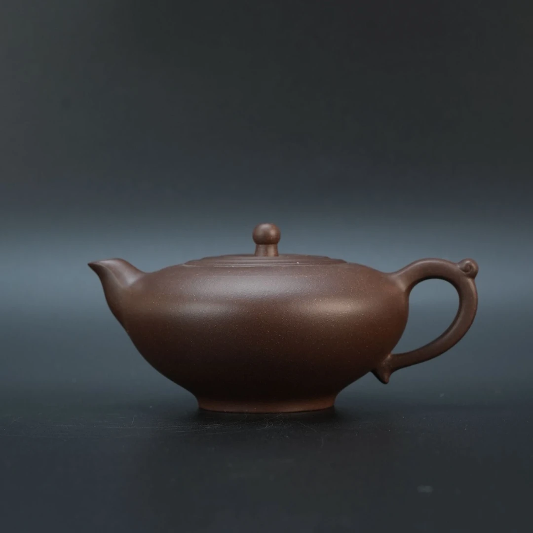 lot21106 981 朱荧霞 紫砂紫泥韵泉壶 180cc