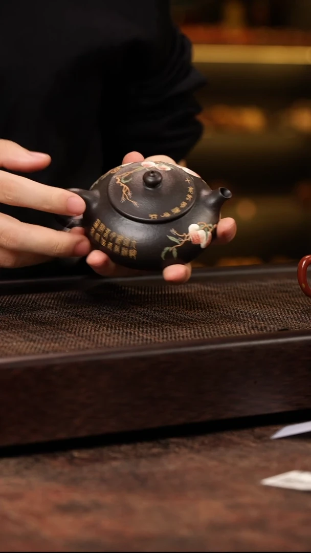 茶壶紫砂寒江九桃