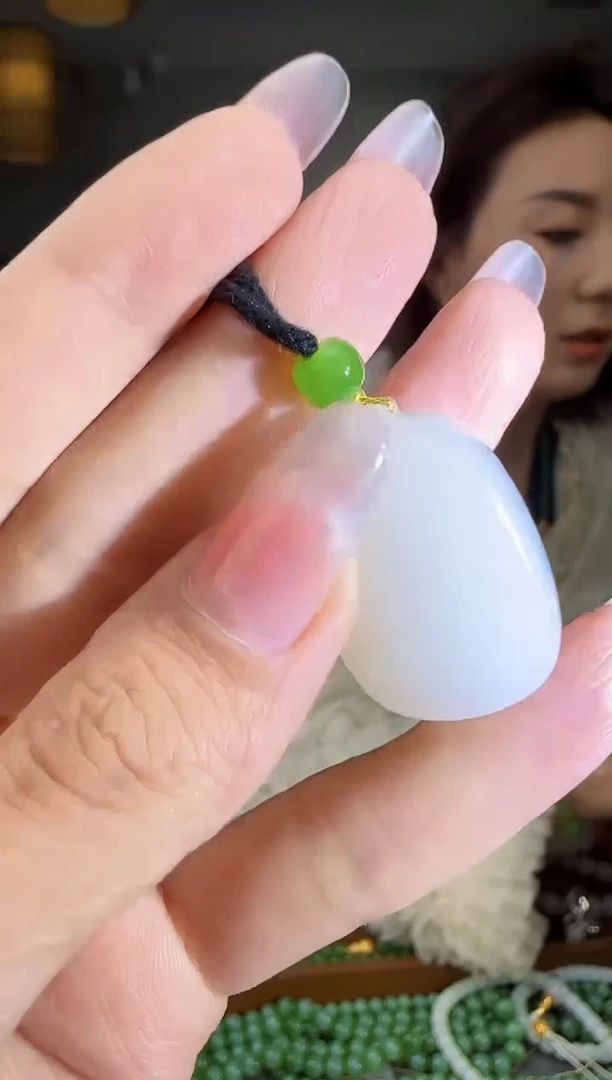 吊坠(不含链)未镶嵌和田玉1