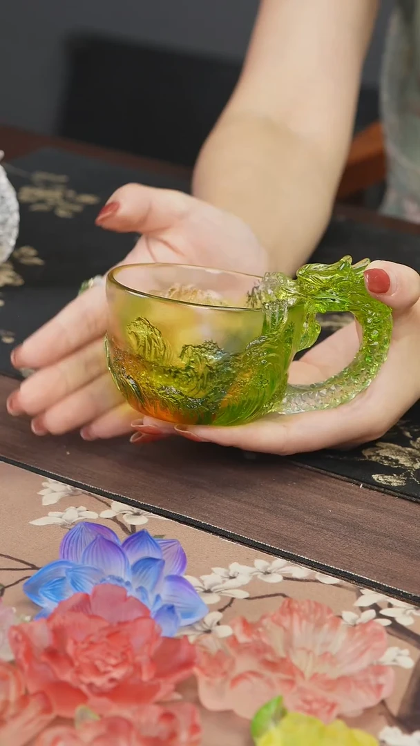 手工艺品琉璃绿色龙杯