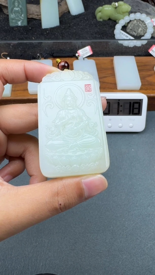 颈饰未镶嵌和田玉1