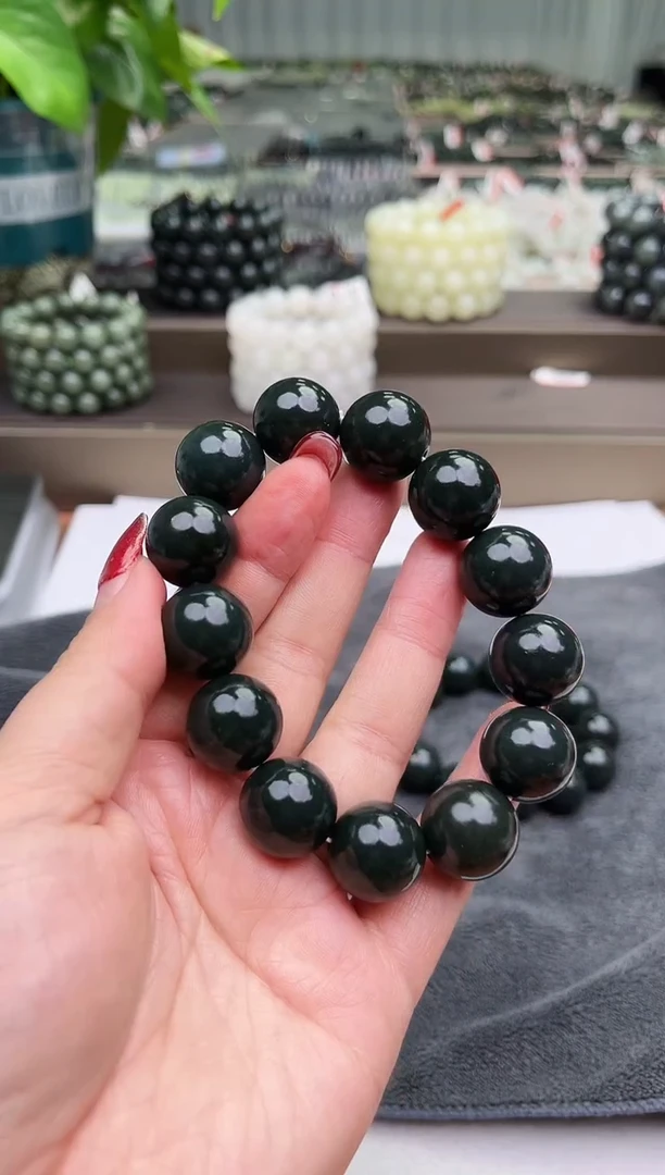 【闪购商品】和田玉手串未镶嵌纯天然和田玉新疆沙枣青18