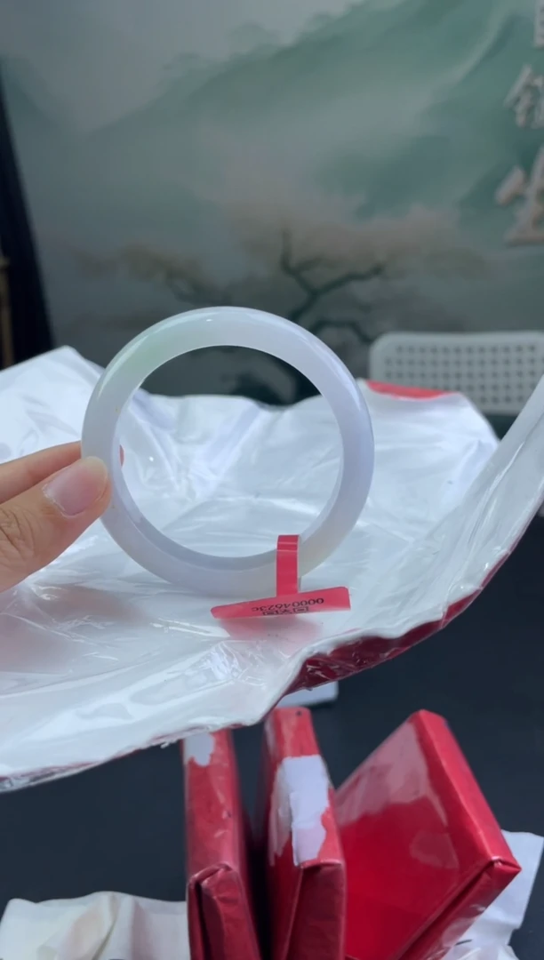 翡翠手镯未镶嵌9