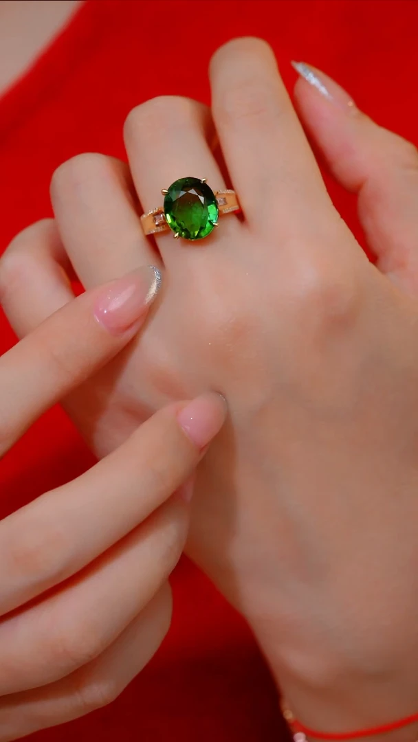 【闪购商品】碧玺戒指18K金镶嵌多样性发7ct@@U5191