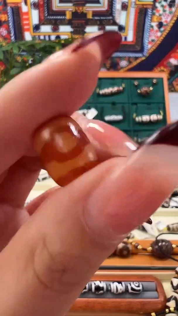 玛瑙/玉髓（覆膜）颈饰未镶嵌27.（微瑕）