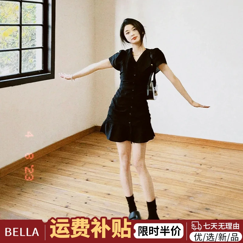 9718法式黑色连衣裙女2024新款赫本风辣妹包臀气质鱼尾短裙小个子