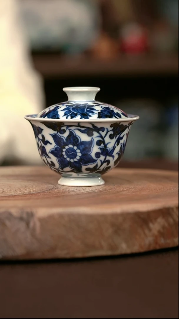 手绘高温现代瓷   气窑 缠枝莲小元宝75cc