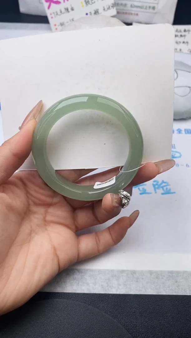 未镶嵌手镯石英质玉w158-DB52+