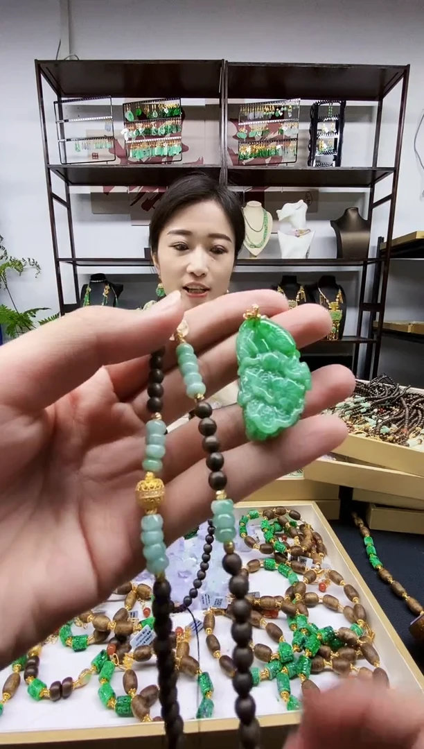 颈饰未镶嵌翡翠翡翠吊坠
