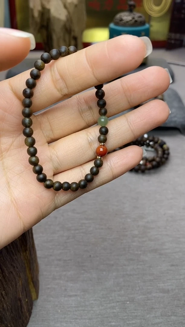 【闪购商品】沉香手串芽庄白棋楠04单圈＋配饰