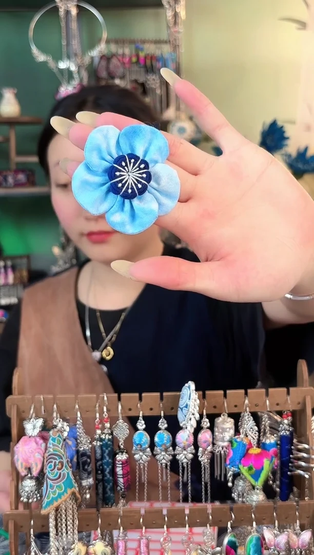 织绣彩云南阁非遗老绣554
