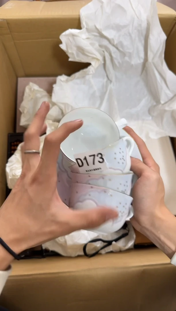 瓷片@**@173 中古商品，谨慎购买