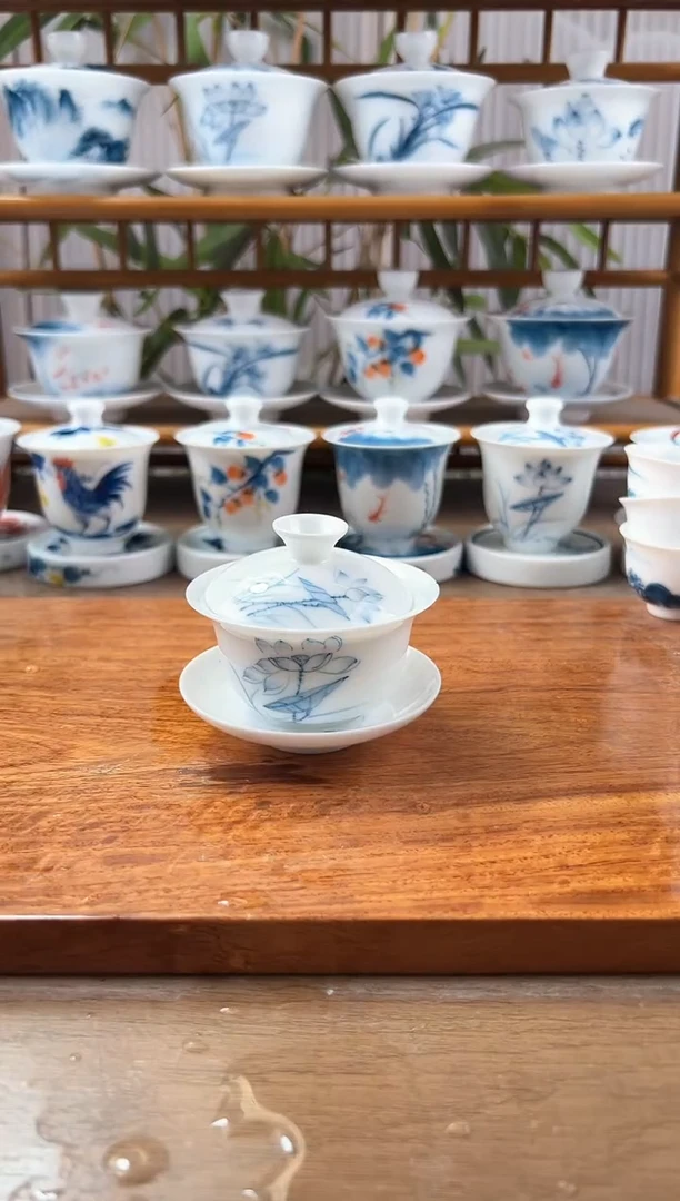 微瑕素莲80ml三才盖碗