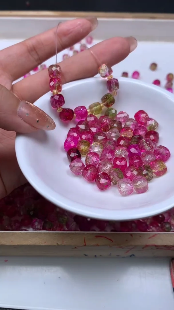 未镶嵌散珠碧玺D450 西瓜碧玺方糖8mm10个6.8元