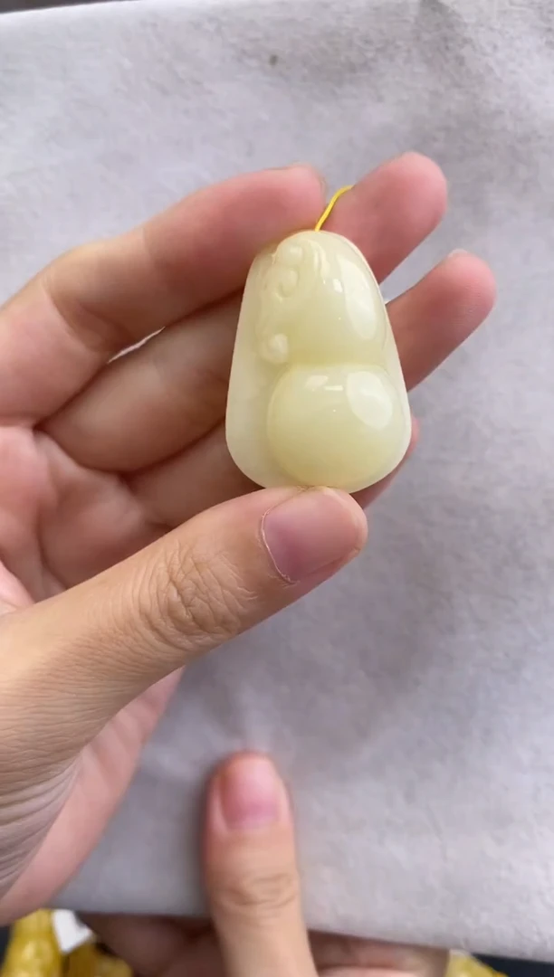 裸石琥珀未镶嵌10913188-吊坠