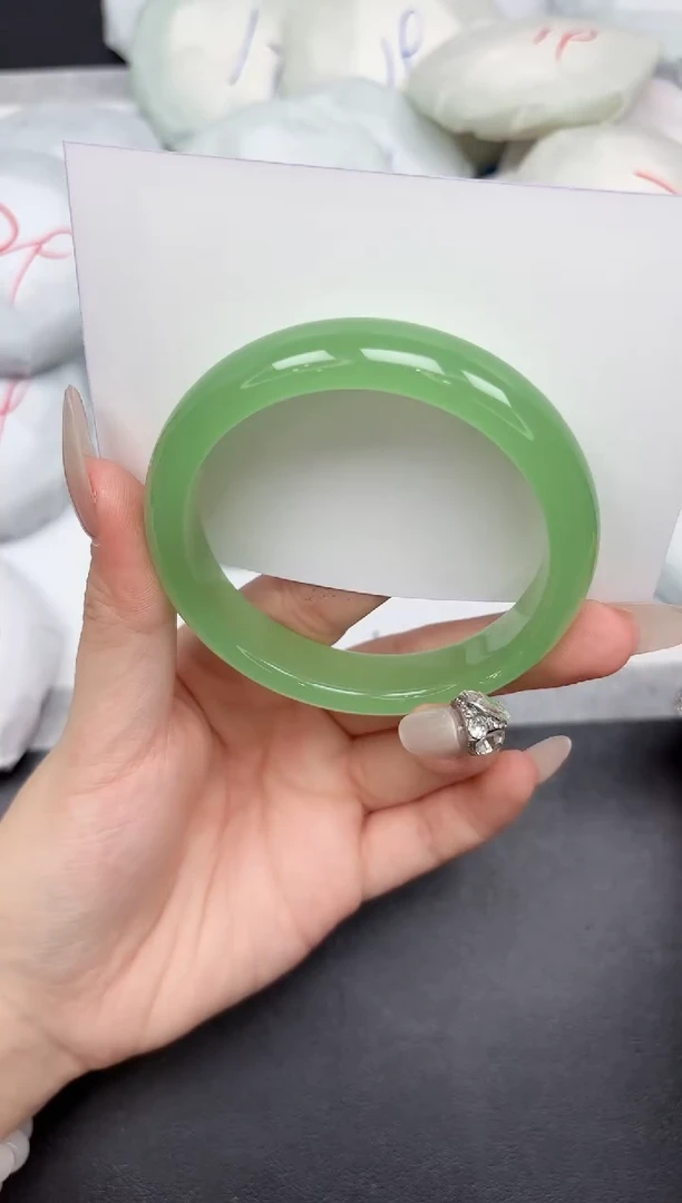 未镶嵌手镯石英质玉225-58-59