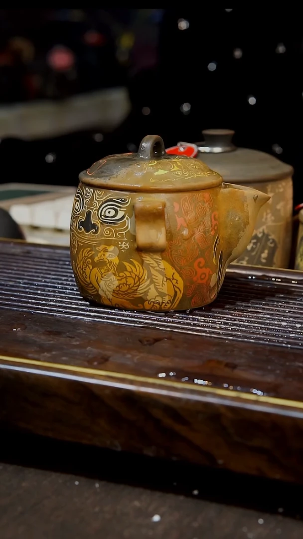 云南建水紫陶超***猪全手工无瑕   100  120CC